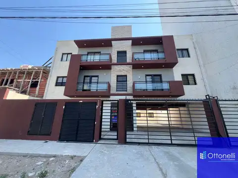 Departamento en venta de 2 dormitorios c/ cochera en Costa Azul