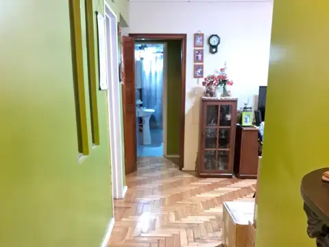Departamento 4 ambientes con 2 baños