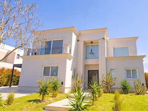 CASA 5 AMBIENTES VENTA NORDELTA VIRAZON TIGRE
