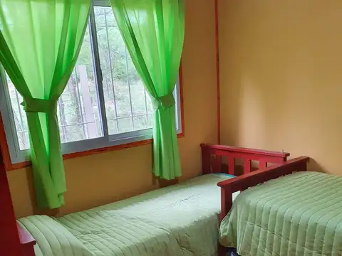 Casa 2 ambientes con 1 baño