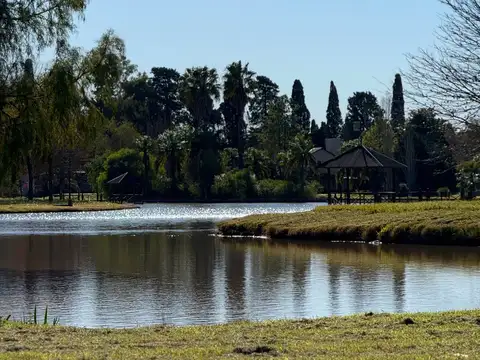 Terreno en Venta en Oliveros, USD 27.000