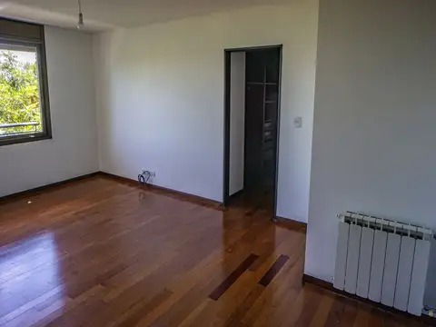 Departamento en Alquiler de 3 dormitorios
