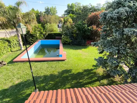 Quinta en Venta con 2 cocheras