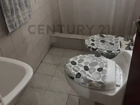 Tucumán 105 , Piso 0