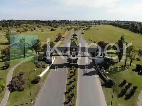 Terreno 610m2 en Santa Guadalupe, Pilar del Este .