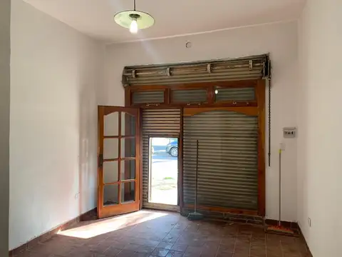 Local en Alquiler en Lanus Oeste, $ 300.000