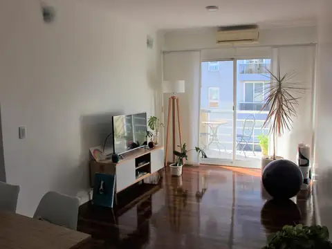 Departamento 3 ambientes con cochera y baulera en Av Maipu Florida -  Vicente López