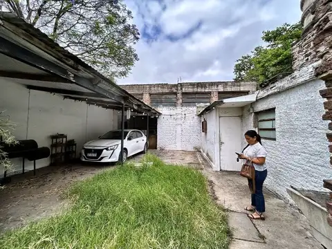 Galpon en Venta 48,50  mts Fondo