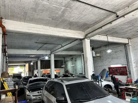 Galpon en Venta 10  mts Frente