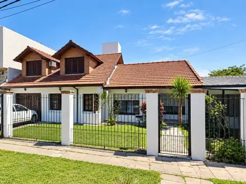 Casa 6 ambientes- Ituzaingó norte