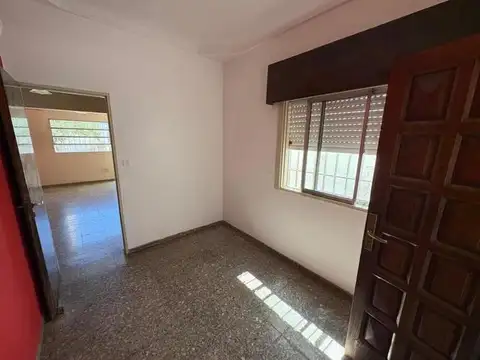 Casa en venta - 2 Dormitorios 1 Baño - Pergamino