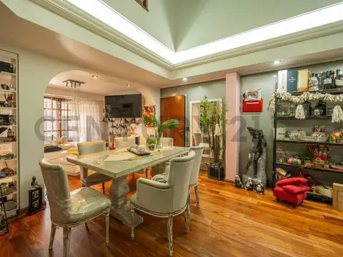 Departamento 5 ambientes con 2 baños