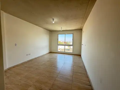 Departamento en Alquiler en Villa Luzuriaga, $ 360.000