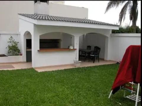 Casa en venta en Lomas de San Isidro