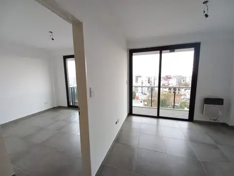 Departamento en Alquiler en Morón Sur, $ 680.000