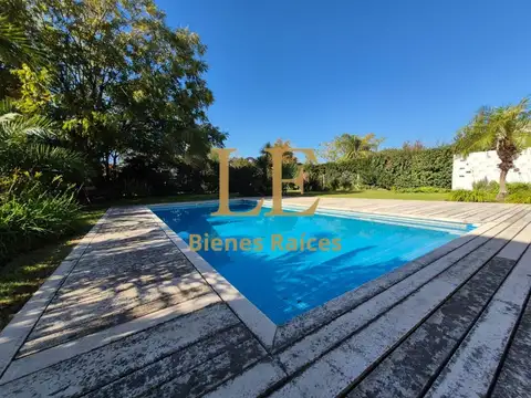 Casa en Venta en Septiembre, USD 450.000