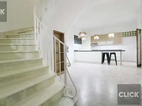 Venta - PH 6 ambientes - Refaccionado - Patio - Terraza - Almagro