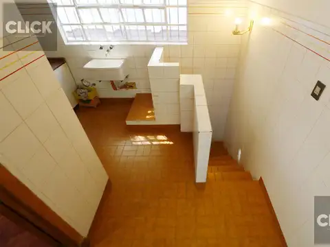 Depto Tipo Casa 6 ambientes con 3 baños