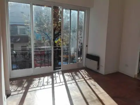 Terreno en Venta en Parque Chacabuco, USD 450.000