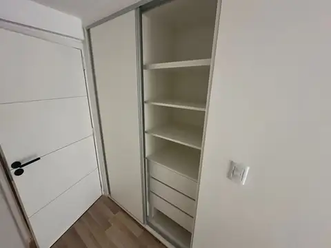 VENTA DEPARTAMENTO 1 DORMITORIO-CENTRO RIO-CELENIA