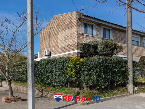 Caavia esq Calleros 100