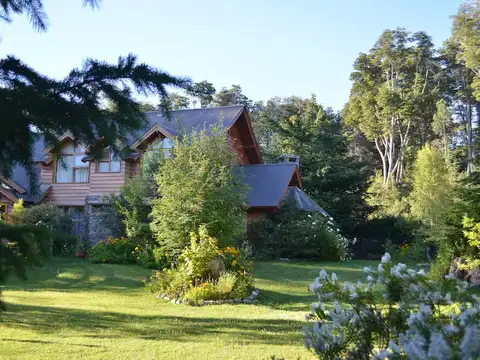 COMPLEJO TURISTICO EN BAHIA MANZANO