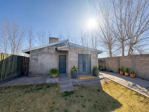 CASA EN VENTA CALLEJÓN SEMPRIVADO, LOS CORRALITOS