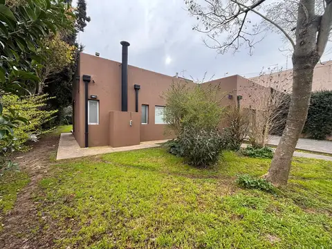 Casa en Venta en City Bell, USD 270.000