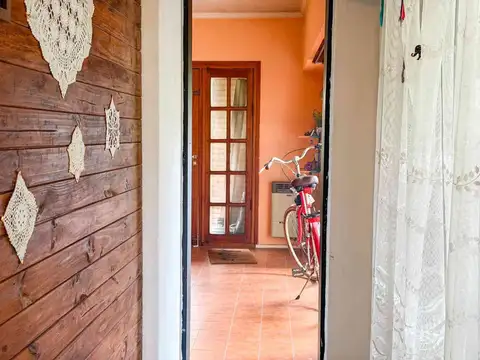 CASA 5 AMBIENTES APTA 2 FAMILAS ADROGUE