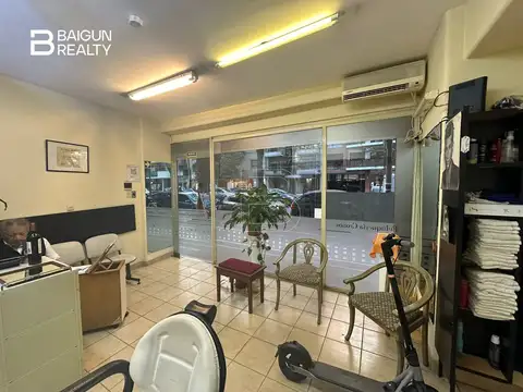 Local en Venta en Botanico, USD 160.000