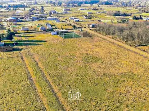 TERRENOS DE 2100m2 C DE ARECO
