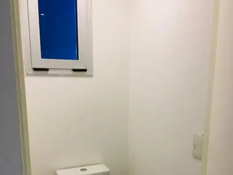 Oficina en Alquiler al Norte