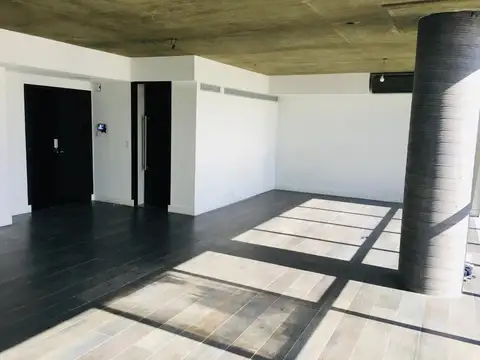 Av Rivadavia 13300, Piso 2