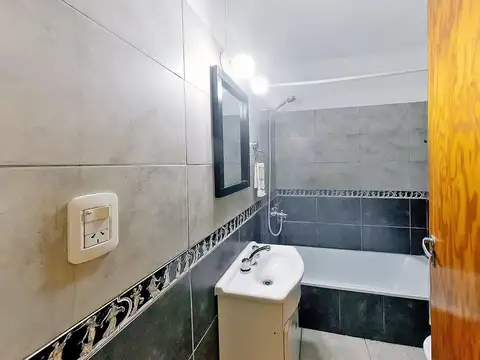 Depto Tipo Casa en Venta con 1 cocheras