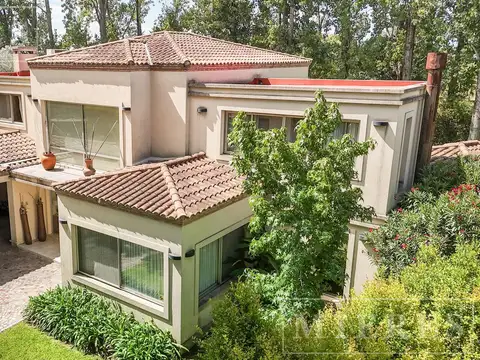 Casa en venta en Ayres de Pilar