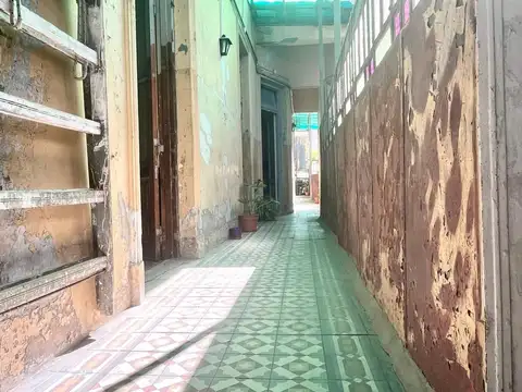 Depto Tipo Casa en Venta en Flores, USD 140.000