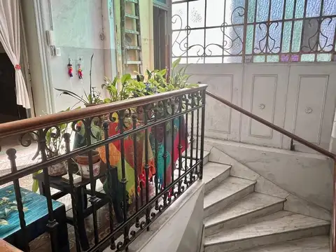 Depto Tipo Casa en Venta de 9 ambientes