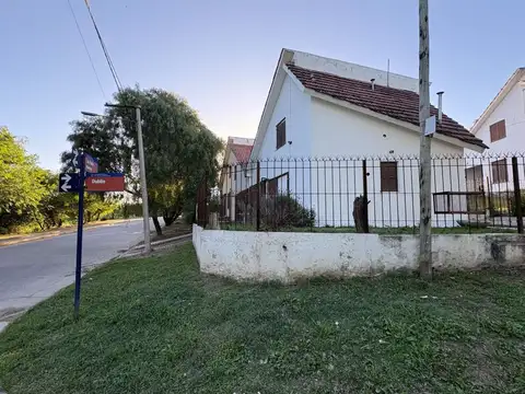 DUPLEX EN VENTA FRENTE AL RIO PLAYAS DE ORO