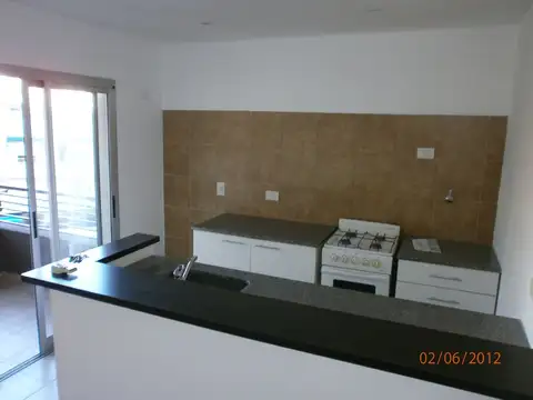 Departamento en Alquiler en La Plata, $ 600.000