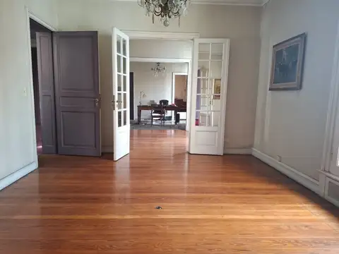 Departamento en Venta de 6 dormitorios