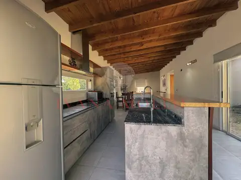 CASA EN VENTA EN BARRIO NAYADES - CALIOPE 1325, PINAMAR
