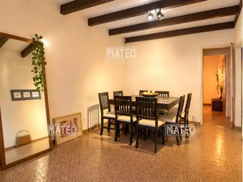 Casa en Venta con 1 cochera