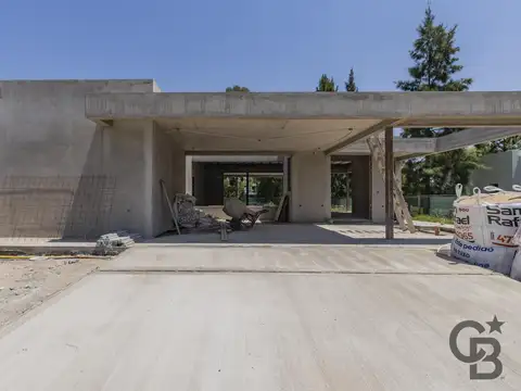 Casa en Venta en Club Miralagos, USD 349.000