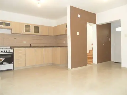 Depto Tipo Casa en Venta de 3 ambientes
