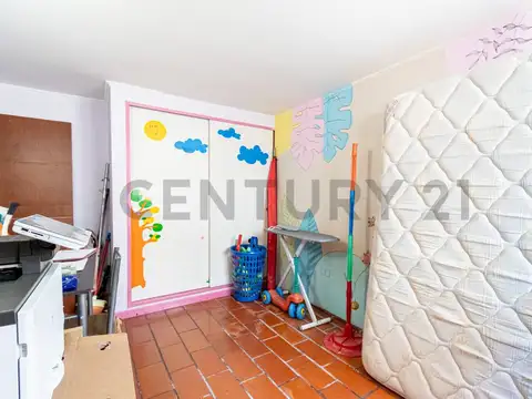 Depto Tipo Casa en Venta con 1 cocheras