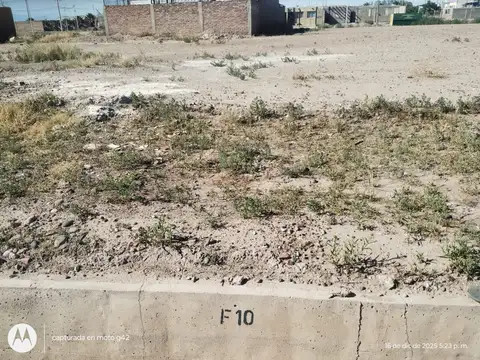 Vendo Lote en Luzuriaga
