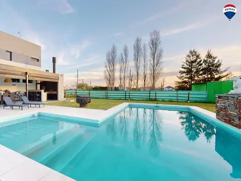 VENTA CASA 4 AMBIENTES BARRIO SANTA RITA CANNING