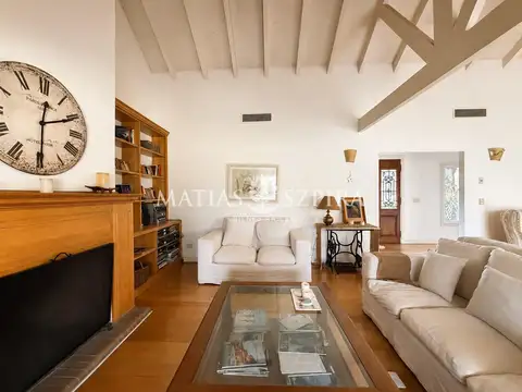 Casa en Venta en Los Pinguinos, USD 880.000