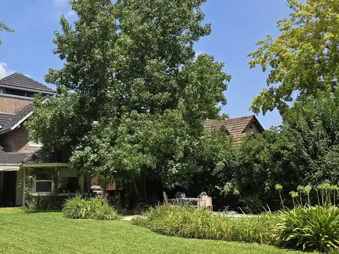 Village golf & tennis
