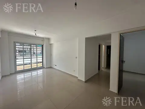 Alquiler Departamento 3 ambientes con balcón en Wilde